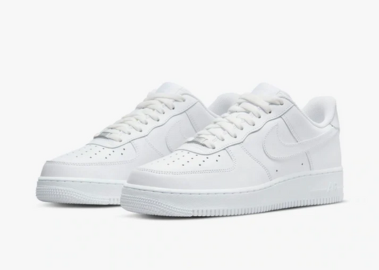 NIKE AIR FORCE 1 WHITE