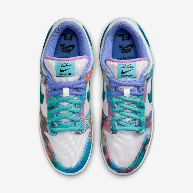 NIKE DUNK LOW X FUTURA LABORATORIES WHITE AND GEODE TEAL