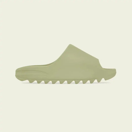 YEEZY SLIDE RESIN