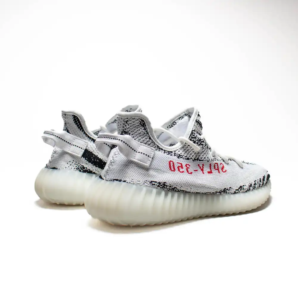 ADIDAS YEEZY BOOST 350 V2 ZEBRA