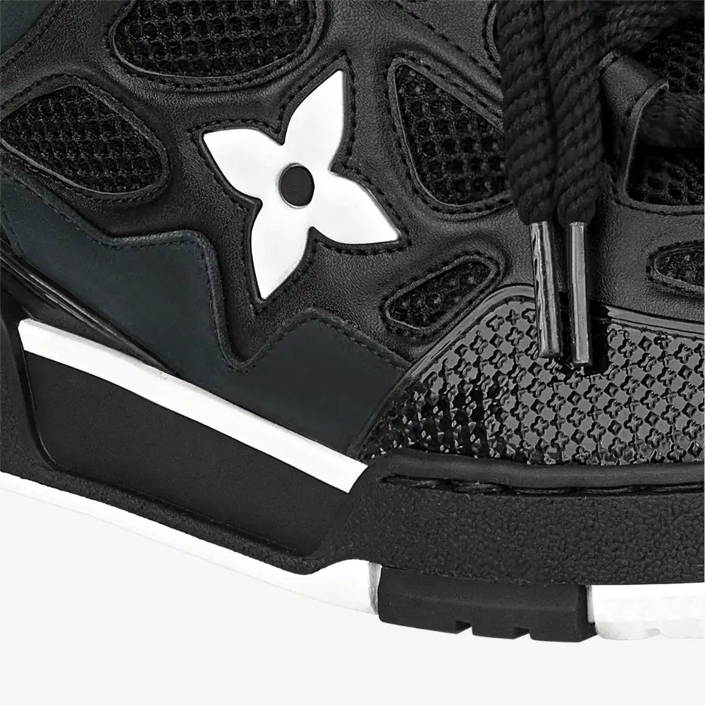 LOUIS VUITTON LV SKATE BLACK WHITE