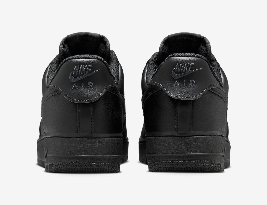 NIKE AIR FORCE 1 TRIPLE BLACK