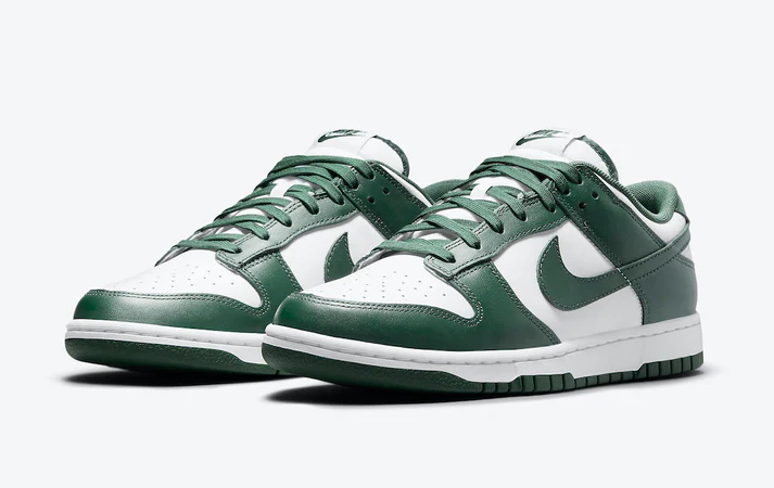 NIKE DUNK LOW SPARTAN GREEN