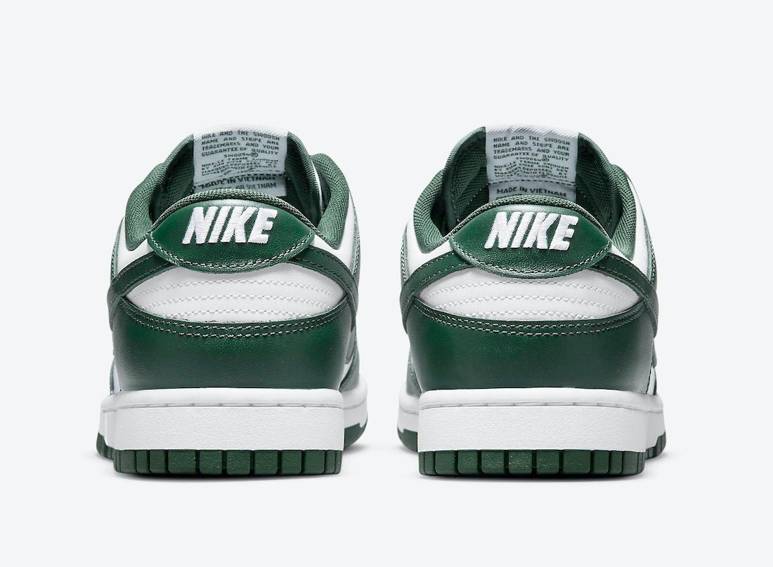 NIKE DUNK LOW SPARTAN GREEN