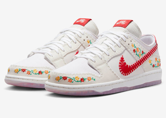 NIKE DUNK LOW DECON N7 SAIL UNIVERSITY RED