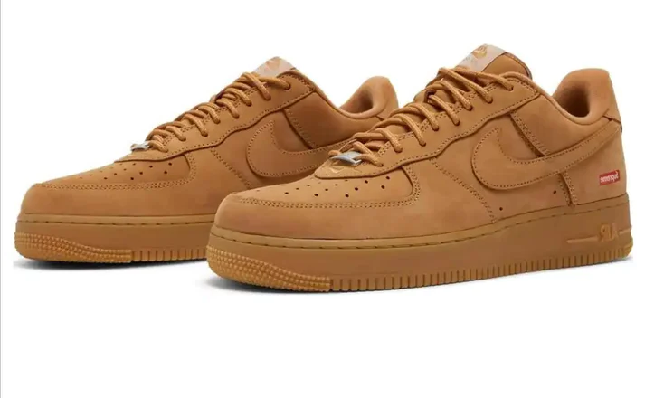 NIKE AIR FORCE 1 LOW SUPREME WHEAT