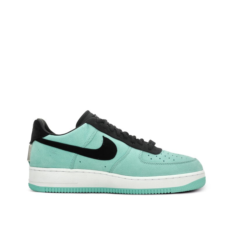 NIKE AIR FORCE 1 X TIFFANY & CO FRIENDS & FAMILY