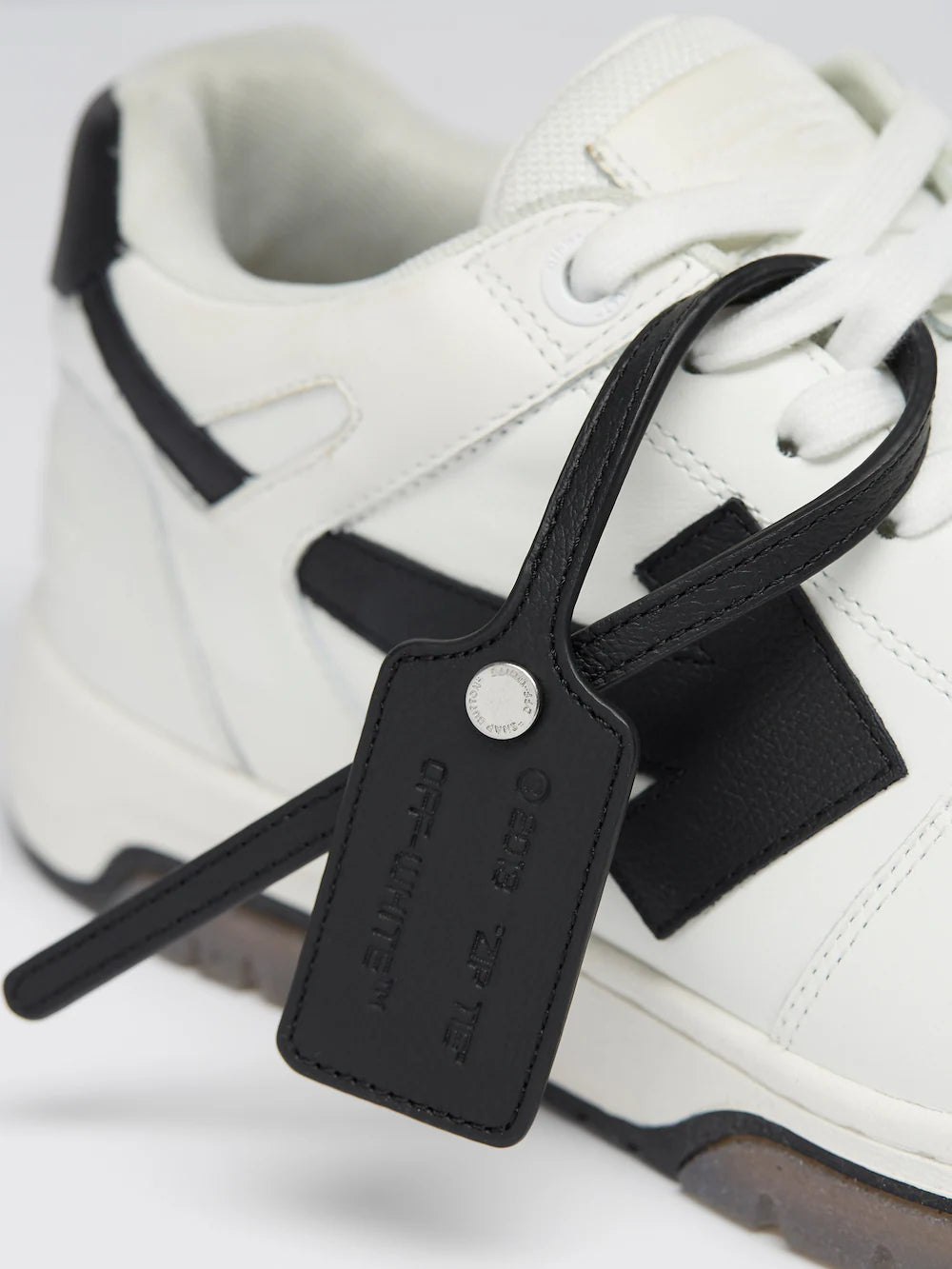 OFF-WHITE OUT OFFICE WHITE/BLACK